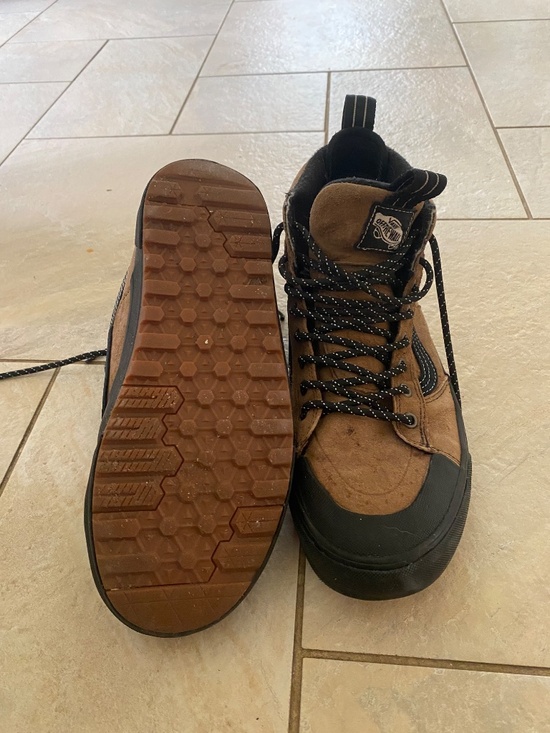 Vans MTE sneakers size 8.5 men main image 2